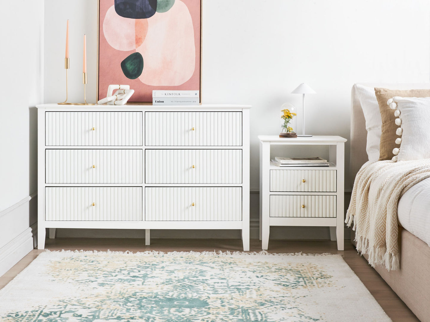 Chic White 6 Drawer Chest with Gold Handles for Elegant Storage
