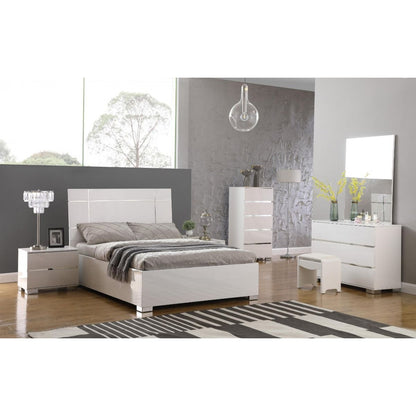 Zinck Modern Organization with the High Gloss 5-Drawer Tall Chest - White