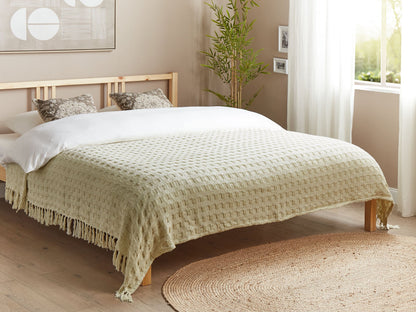 Elegant White Cotton Bedspread with Tassels - 200 x 220 cm